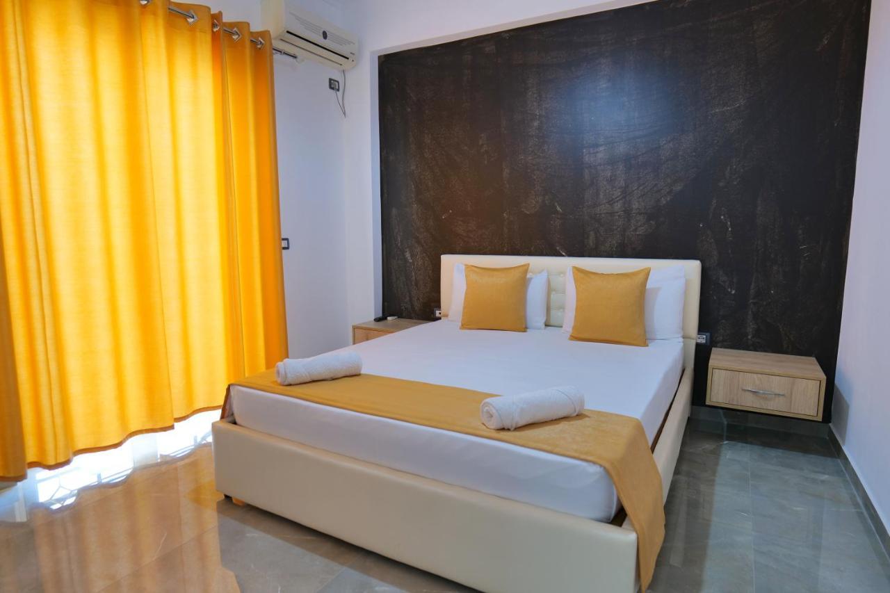 Hotel Adi-Vera Sarandë Exterior foto
